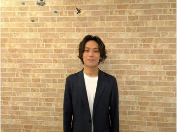 スタッフのサムネイル