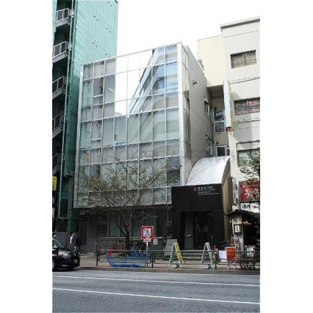 豊島区役所東池袋分庁舎：2334m