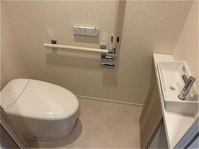 パークシティ中野ザタワーエアーズ（402） トイレ