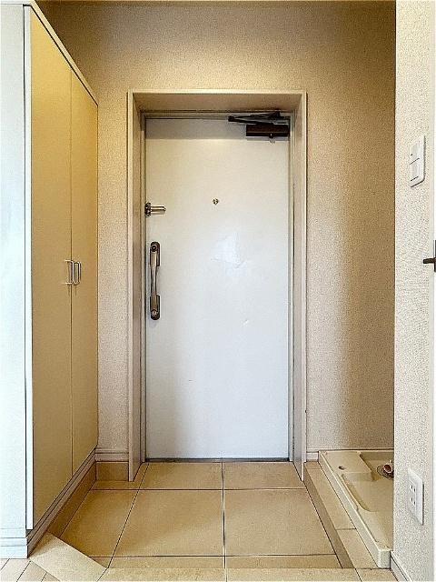 フェリーチェ豊玉中壱番館（502） 玄関