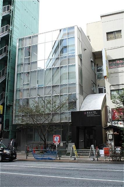 豊島区役所東池袋分庁舎：1851m