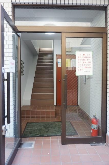 野村コーポ エントランス