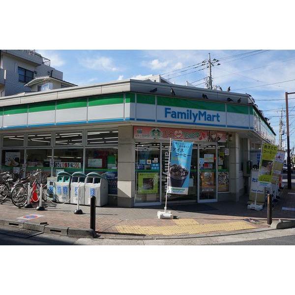ファミリーマート