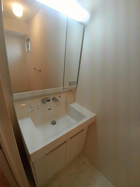 テラスハウスKOU（A） 部屋画像