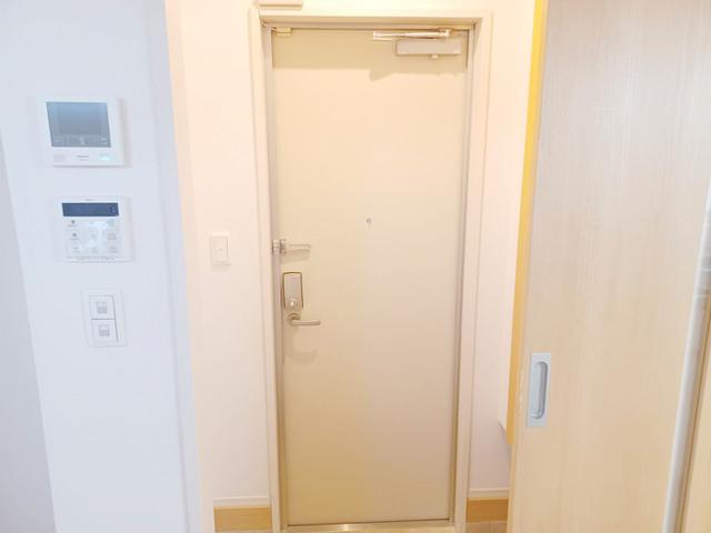 D-room甲子園（103） 玄関
