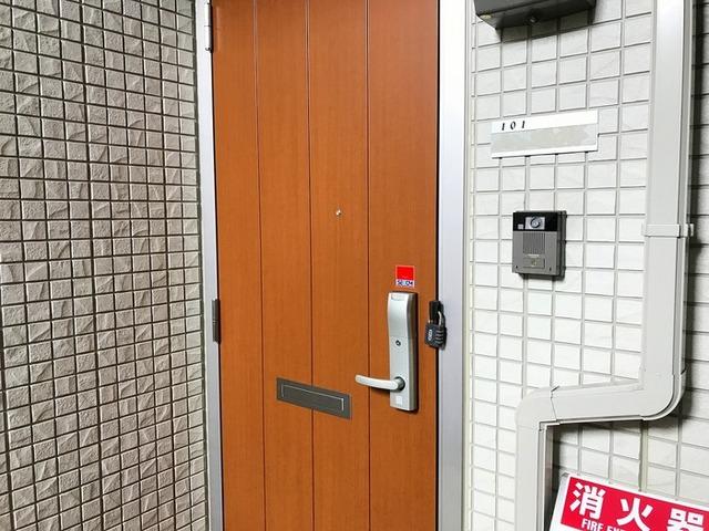 プリムローズ（101） 玄関