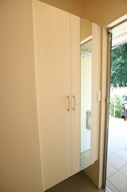 宮の前プラザ（101） 玄関