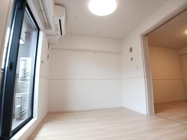 ヒカルサ尼崎神崎町（205） 室内