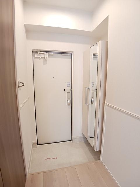 ヒカルサ尼崎神崎町（104） 玄関