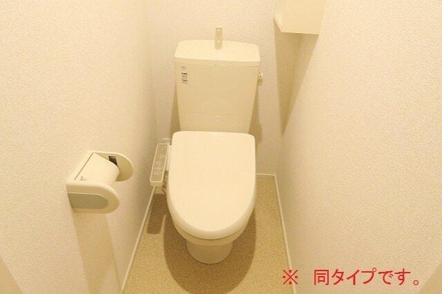 ハイツ　ユベーレン（301） エントランス