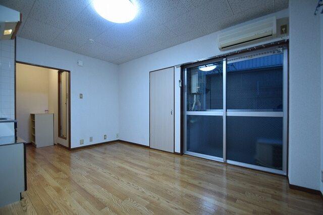 ハイツホリデー（110） 収納