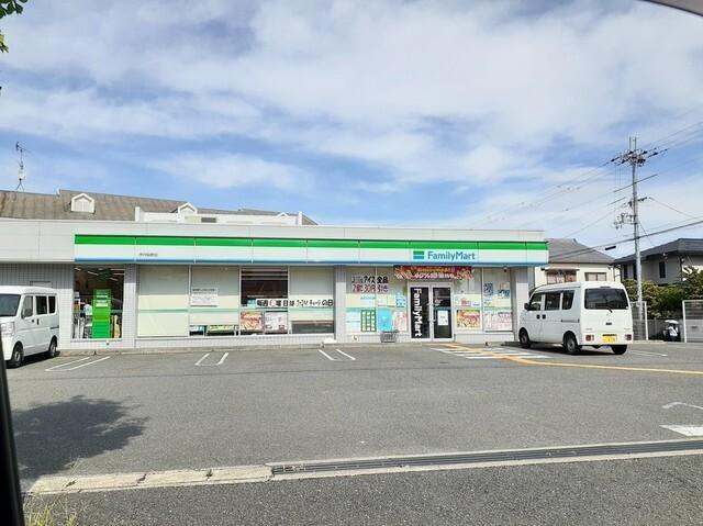 ファミリーマート伊丹稲野店：490m