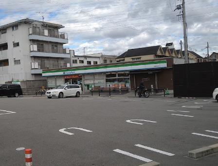 ファミリーマート尼崎常松店