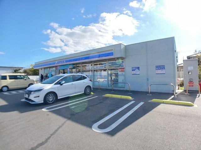 ローソン伊丹中野東三丁目店：330m
