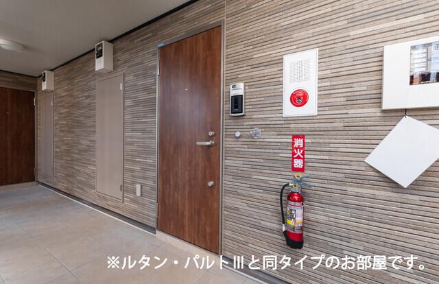 リヴァーサイド　ヴィラ（103） 玄関
