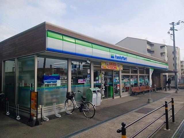 ファミリーマート尼崎常松店：78m