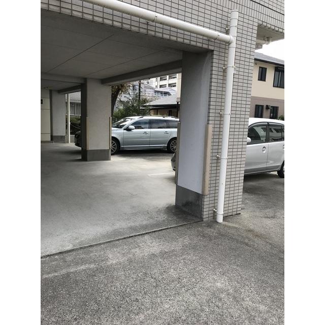 エムグランツ弐番館（120） 駐車場