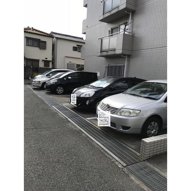 エムグランツ壱番館（320） 駐車場