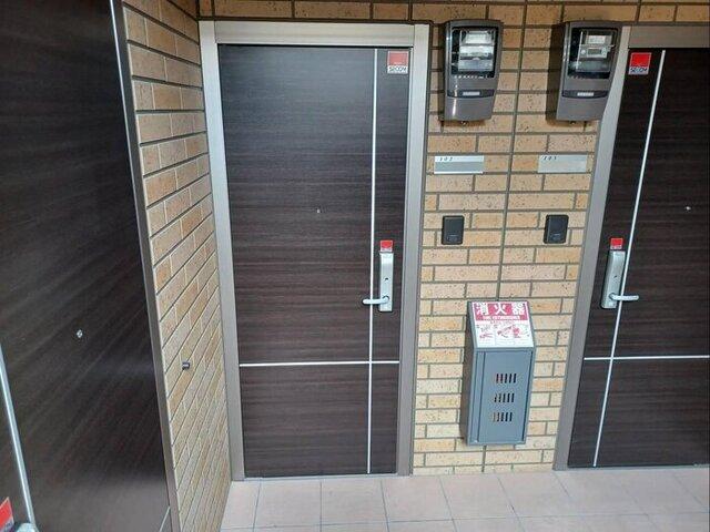プラージュ武庫川　A棟（102） エントランス