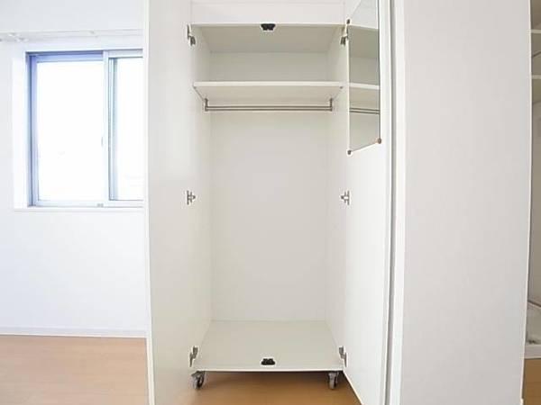 足立区千住東アパート 収納
