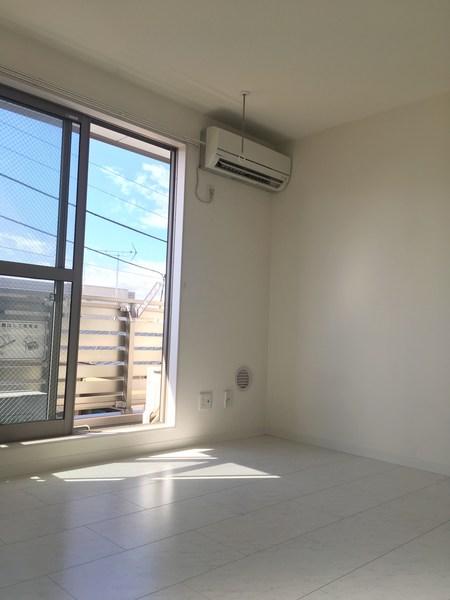 足立区千住緑町アパート リビング