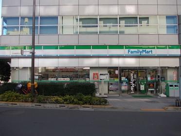 ファミリーマート千住警察署前店：274m