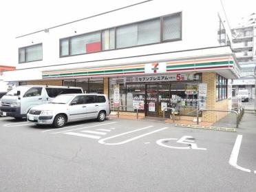 セブンイレブン福岡南バイパス店：850m