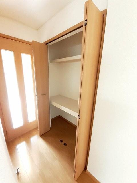 アウル（102） 収納
