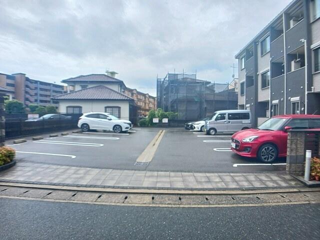 フェアフォレスト（202） 駐車場