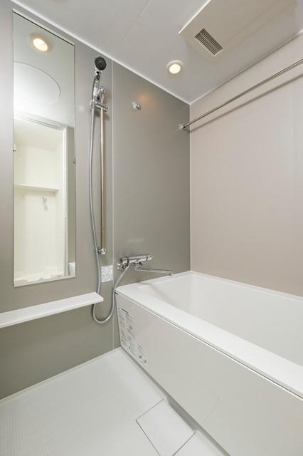 福岡市博多区築港本町マンション バス／シャワー