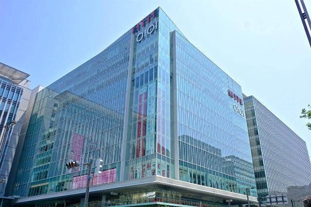 博多マルイ：359m