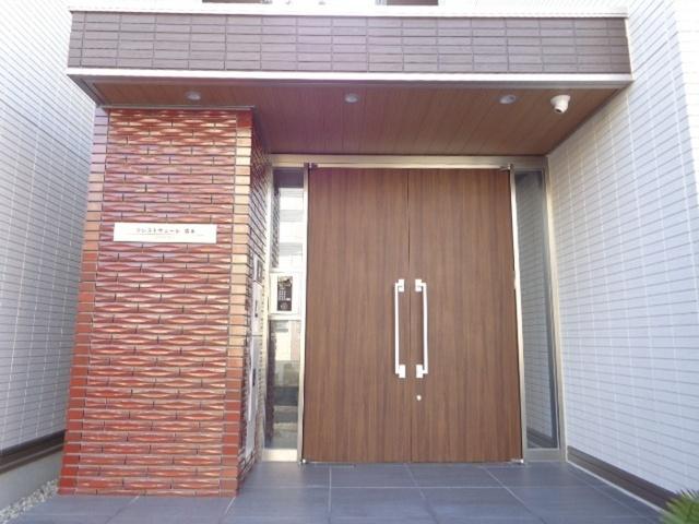 クレストヴェール清水（103） エントランス