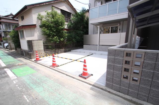 フェリオ箱崎駅前（301） 駐車場