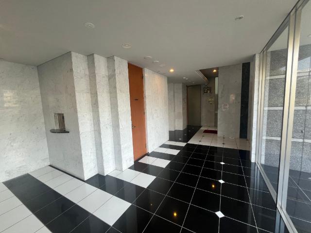 サヴォイ　ザ・リバーテラス（1301）  ロビー