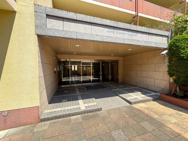 ロワールマンション和白５ エントランス
