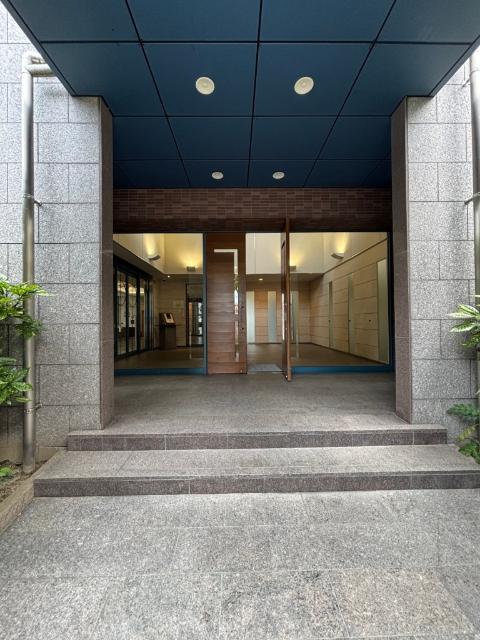 アンピール舞鶴 エントランス
