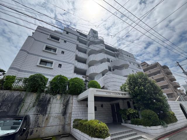 ロイヤルマンション西新 外観
