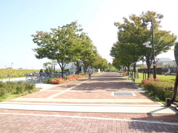 西桑津公園：336m