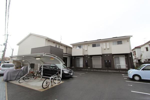 サンフィールド 駐車場