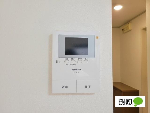 ハイツ山之内 玄関