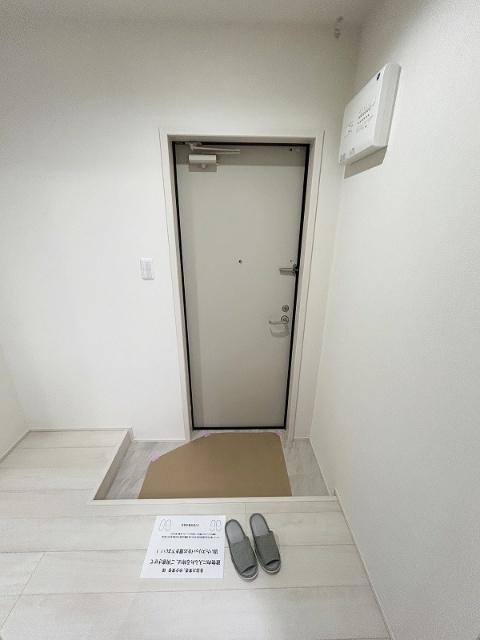 フジパレス新伊丹 玄関