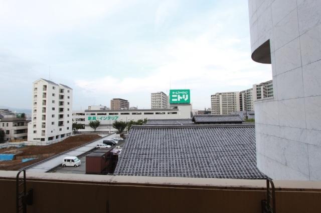ラフィーネ伊丹Ⅲ 部屋画像
