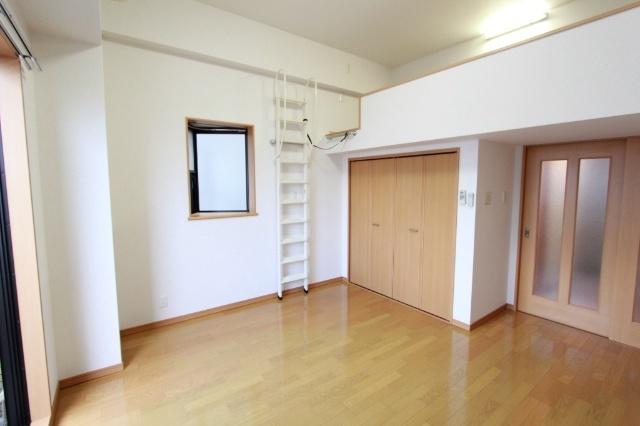 ラフィーネ伊丹Ⅲ 部屋画像
