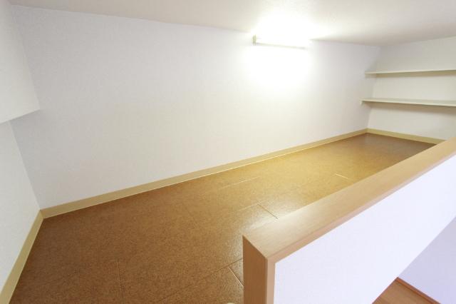 ラフィーネ伊丹Ⅲ 部屋画像