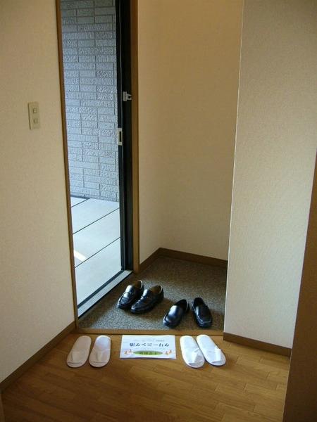 ガーデンスクエア伊丹 玄関