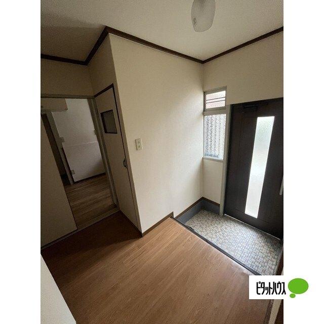 西台4丁目戸建 玄関