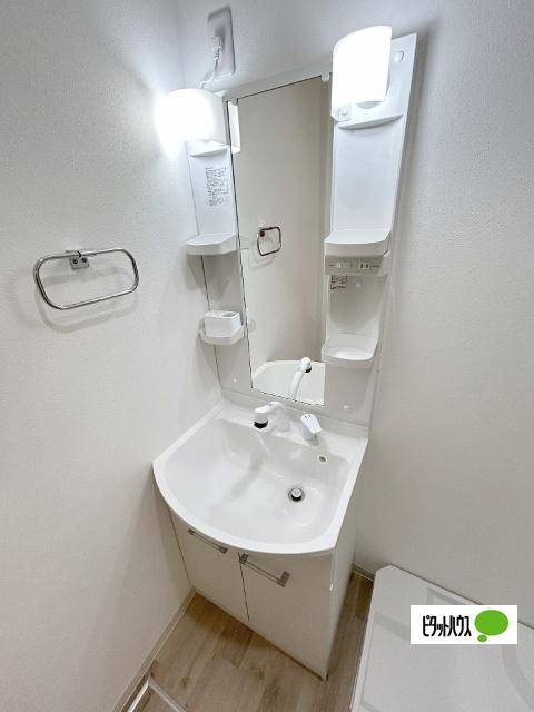 フジパレス新伊丹Ⅱ番館 洗面
