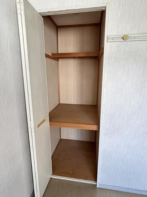 グランディアルネ伊丹 収納