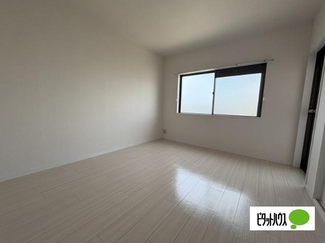 平塚ハイツ（302） 部屋画像
