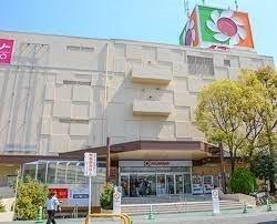 イズミヤ昆陽店：693m